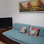 Departamento 2 ambientes Plaza Colon